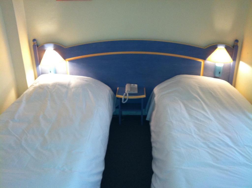 Le Ruisseau Hotel Saint-Mande Room photo